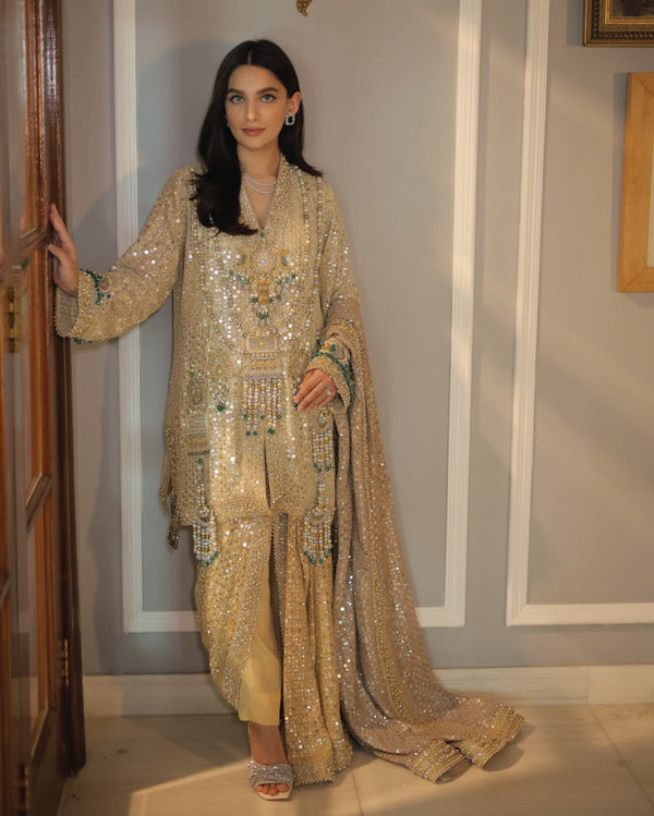 The Champagne Beige with Emerald